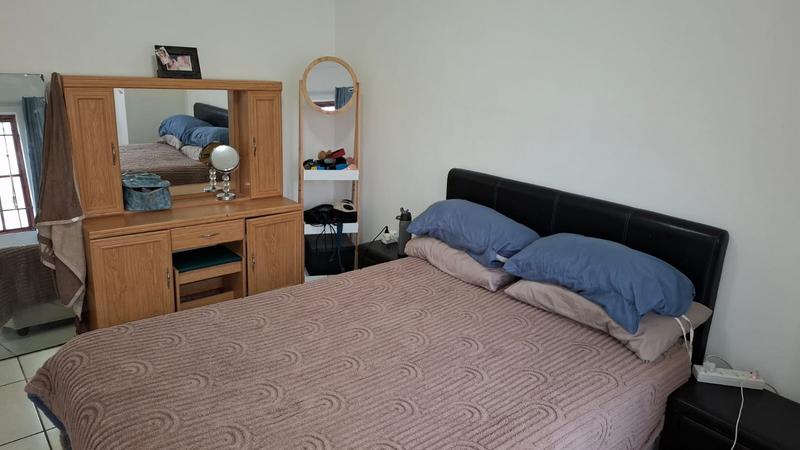 To Let 2 Bedroom Property for Rent in Vredenberg Western Cape